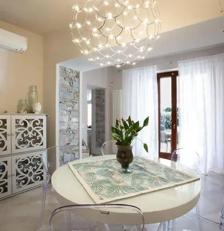 Apartment Elegante In Di Charme *